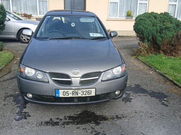 Nissan Almera Hatchback, Petrol, 2005, Grey