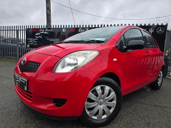 Toyota Yaris Hatchback, Petrol, 2006, Red