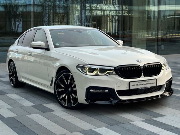 BMW 5-Series Saloon, Petrol Plug-in Hybrid, 2019, White