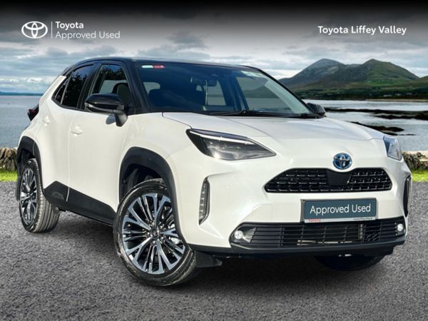 Toyota Yaris Hatchback, Petrol Hybrid, 2022, White