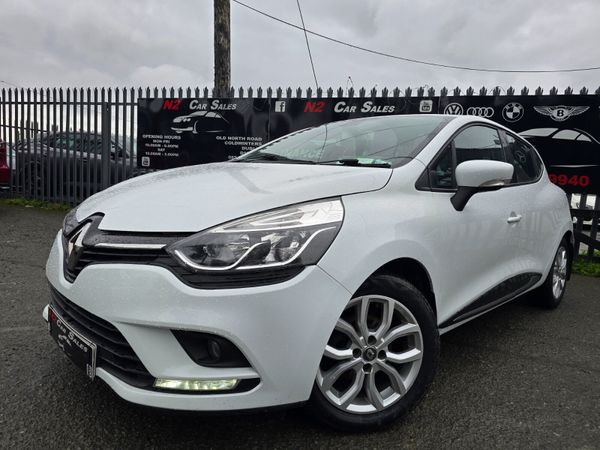 Renault Clio Hatchback, Petrol, 2017, White