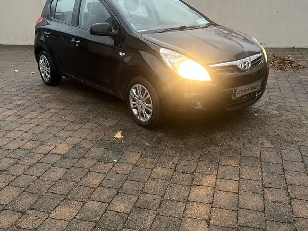 Hyundai i20 Hatchback, Petrol, 2009, Black