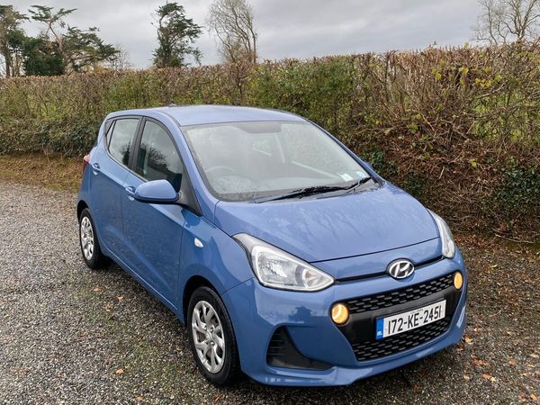 Hyundai i10 Hatchback, Petrol, 2017, Blue