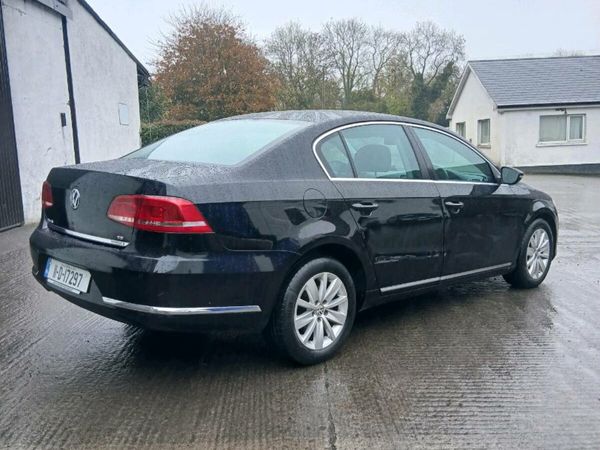 Volkswagen Passat Saloon, Diesel, 2011, Black