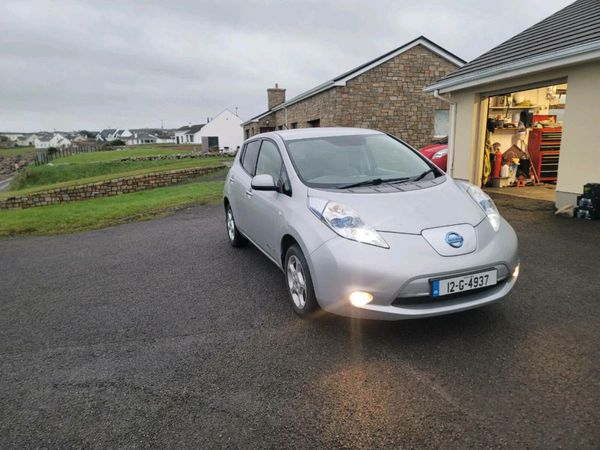 Nissan Leaf Hatchback, Electric, 2012, Silver