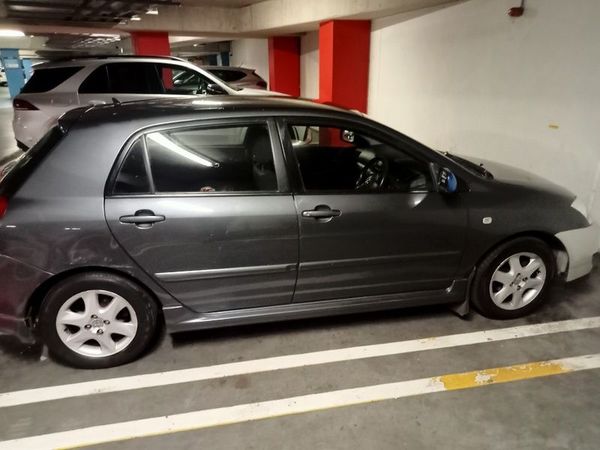 Toyota Corolla Hatchback, Petrol, 2006, Grey