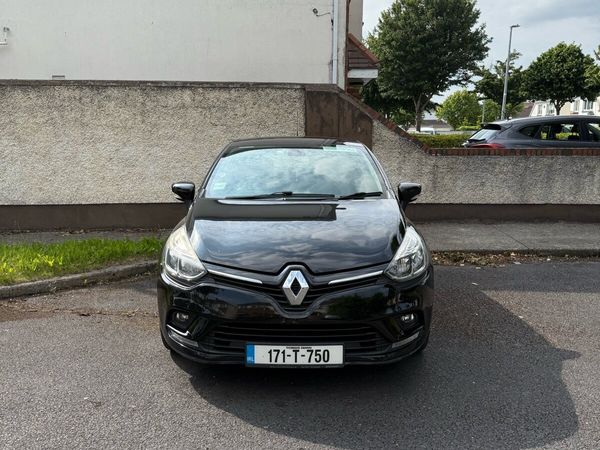 Renault Clio Hatchback, Petrol, 2017, Black