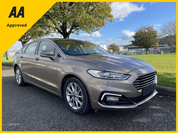 Ford Mondeo Hatchback, Diesel, 2020, Silver