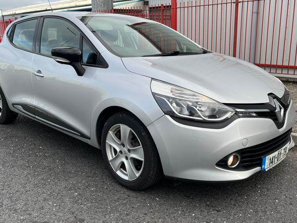 Renault Clio Hatchback, Petrol, 2014, Silver