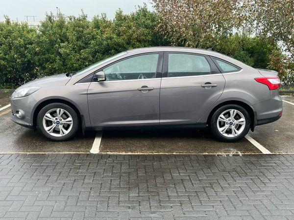 Ford Focus Saloon, Diesel, 2012, Brown
