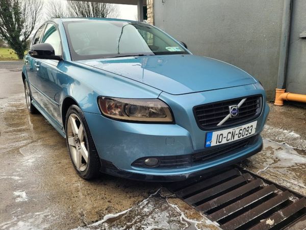 Volvo S40 Saloon, Diesel, 2010, Blue
