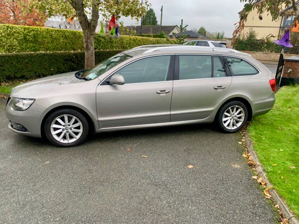 Skoda Superb Estate, Diesel, 2013, Beige