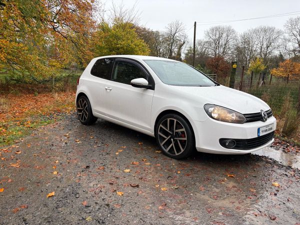 Volkswagen Golf Hatchback, Diesel, 2011, White