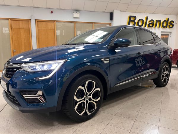 Renault Arkana Hatchback, Petrol, 2022, Blue