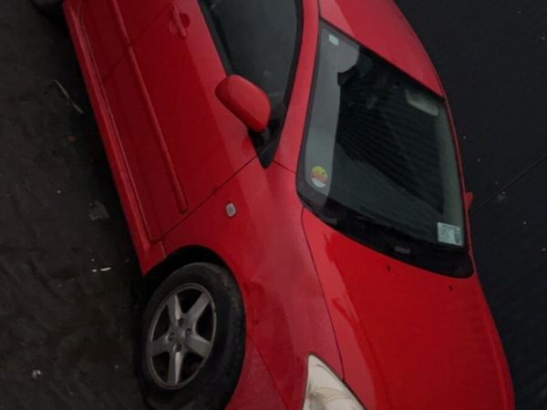 Toyota Corolla Hatchback, Diesel, 2004, Red