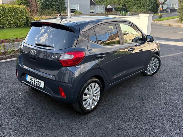 Hyundai i10 Hatchback, Petrol, 2021, Grey