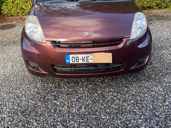 Daihatsu Sirion Hatchback, Petrol, 2008, Red