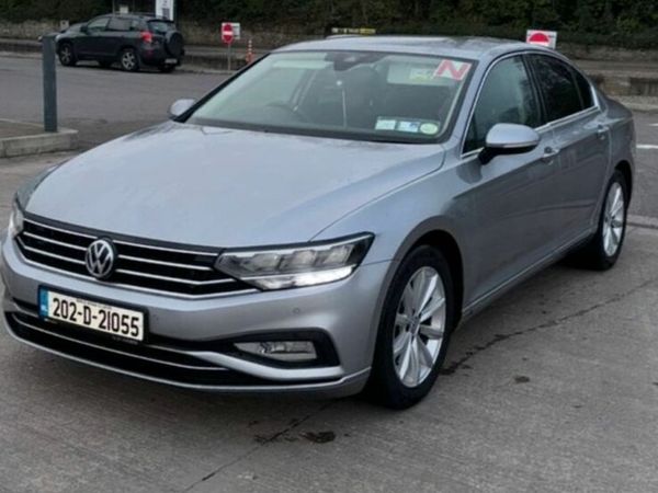 Volkswagen Passat Saloon, Diesel, 2020, Grey