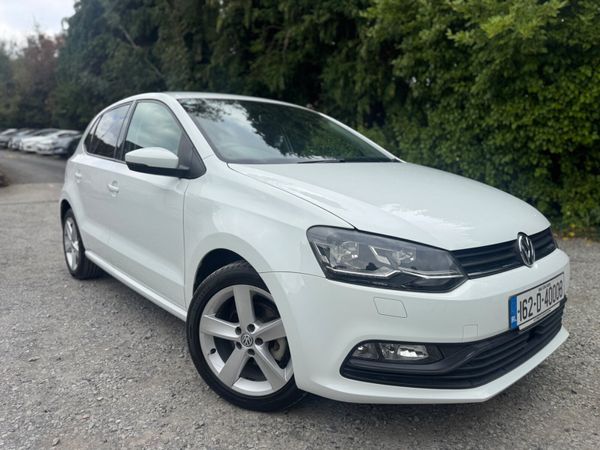 Volkswagen Polo Hatchback, Petrol, 2016, White