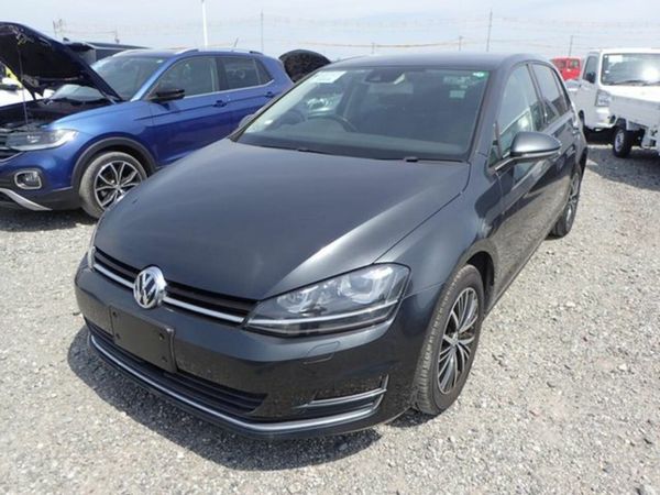 Volkswagen Golf Hatchback, Petrol, 2016, Grey