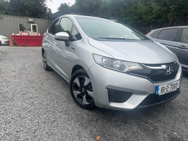 Honda Fit Hatchback, Petrol Hybrid, 2016, Silver