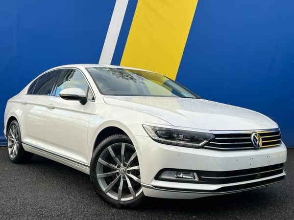 Volkswagen Passat Saloon, Diesel, 2019, White