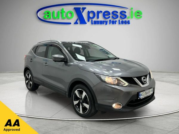 Nissan Qashqai Hatchback, Diesel, 2015, Grey