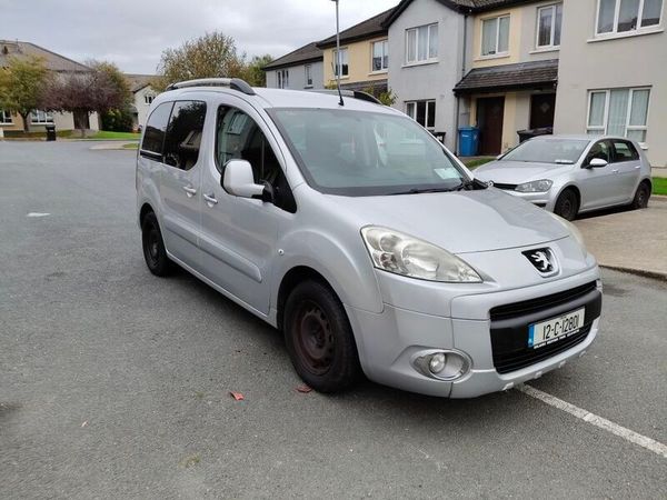 Peugeot Partner Tepee MPV, Diesel, 2012, Silver