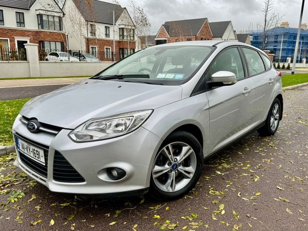 Ford Focus Hatchback, Diesel, 2014, Silver