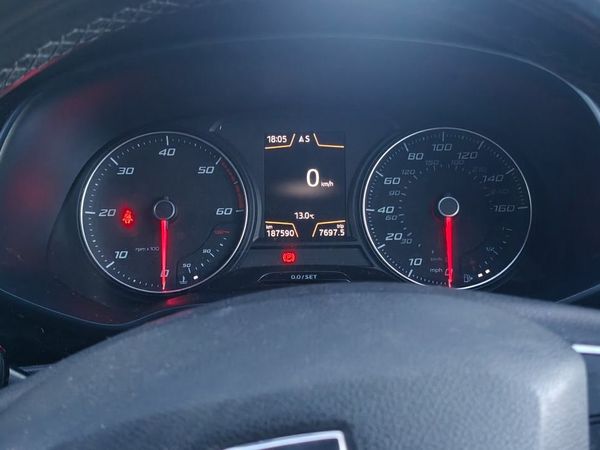 SEAT Leon Hatchback, Diesel, 2015, Blue