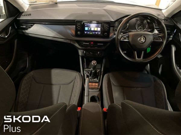 Skoda Kamiq Hatchback, Petrol, 2021, Silver