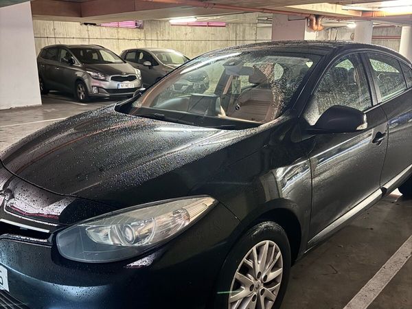 Renault Fluence Saloon, Diesel, 2015, Black