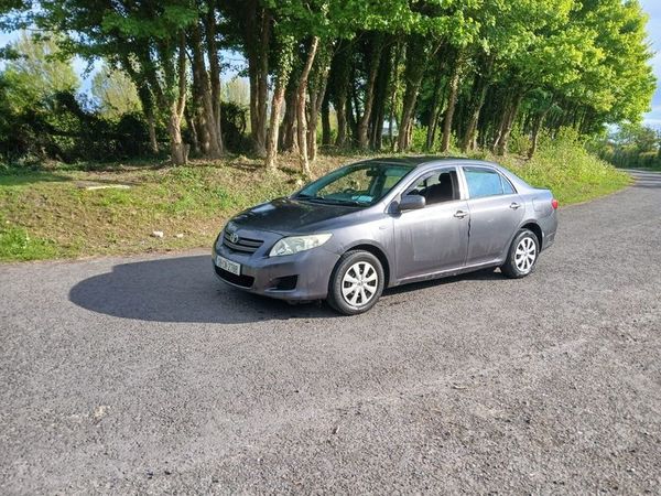 Toyota Corolla Saloon, Diesel, 2008, Grey