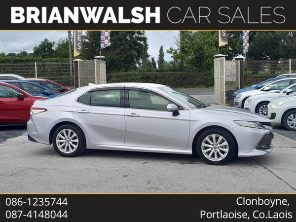 Toyota Camry Saloon, Petrol, 2020, Silver