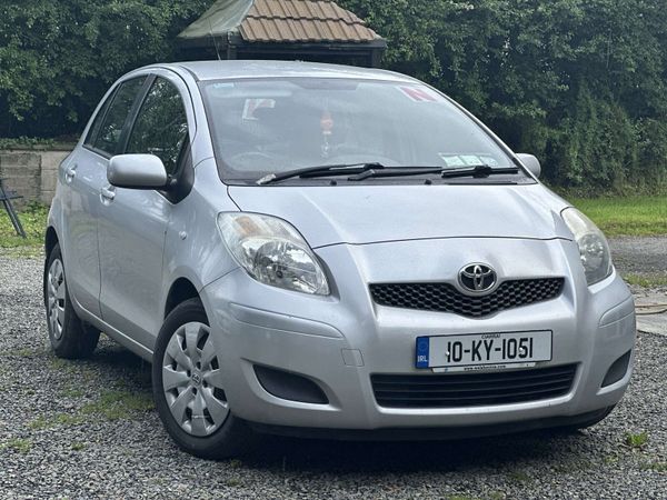 Toyota Yaris Hatchback, Petrol, 2010, Silver