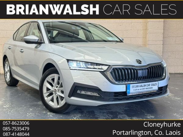 Skoda Octavia Saloon, Diesel, 2024, Grey