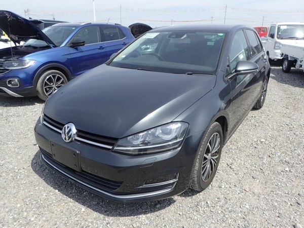 Volkswagen Golf Hatchback, Petrol, 2016, Grey