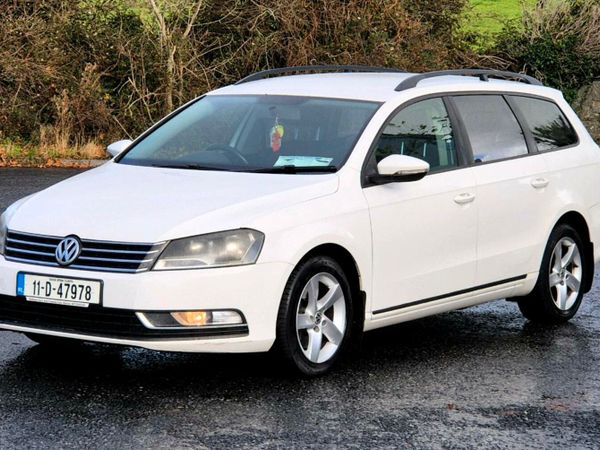 Volkswagen Passat Estate, Diesel, 2011, White