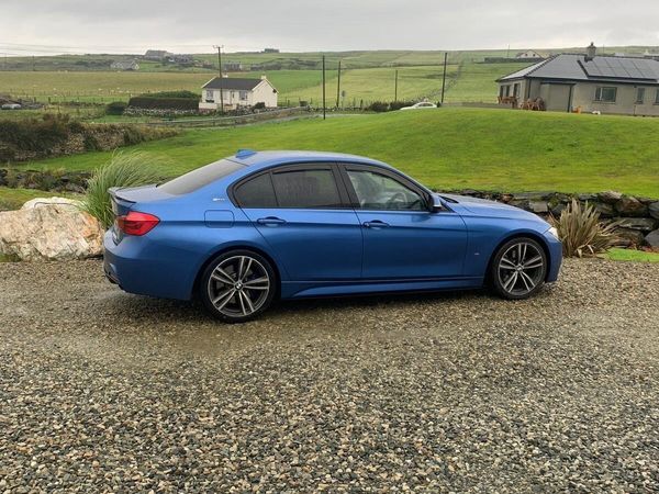 BMW 3-Series Saloon, Petrol Plug-in Hybrid, 2017, Blue