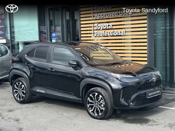 Toyota Yaris Cross Hatchback, Petrol Hybrid, 2024, Black