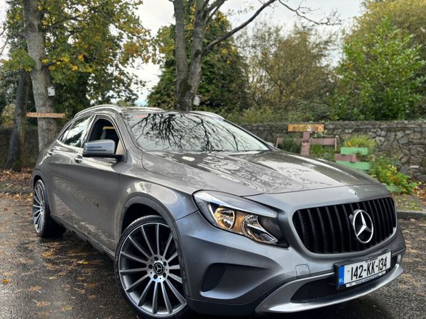 Mercedes-Benz GLA SUV, Diesel, 2014, Grey