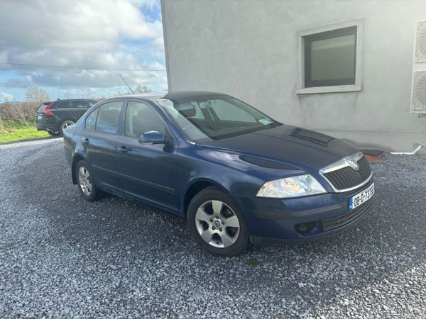 Skoda Octavia Hatchback, Diesel, 2008, Blue