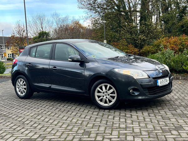 Renault Megane Hatchback, Diesel, 2011, Grey
