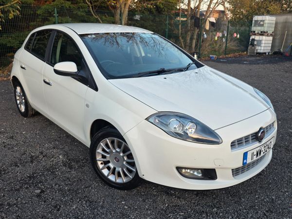 Fiat Bravo Hatchback, Diesel, 2011, White