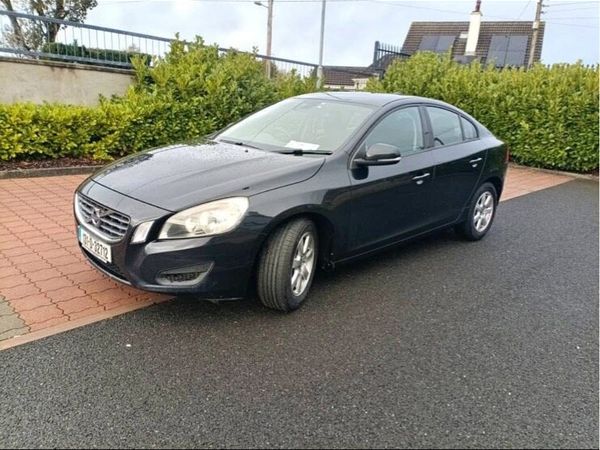 Volvo S60 Saloon, Diesel, 2013, Black