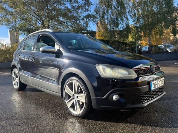 Volkswagen Polo Hatchback, Petrol, 2013, Black