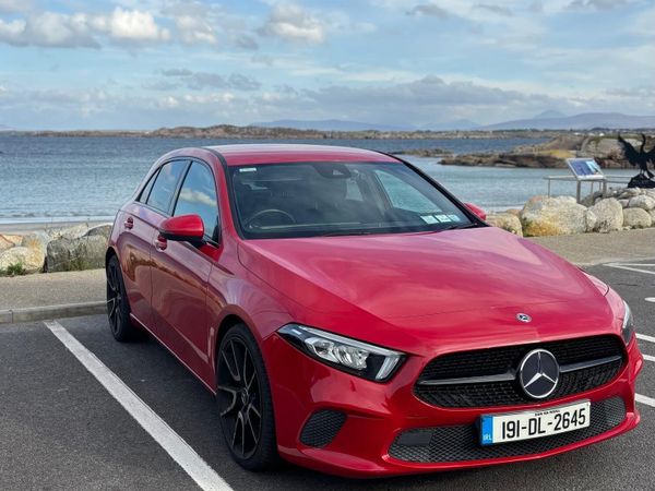 Mercedes-Benz A-Class Hatchback, Diesel, 2019, Red