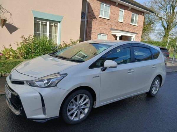 Toyota Prius MPV, Petrol Hybrid, 2015, White