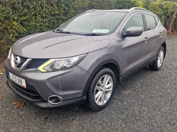 Nissan Qashqai SUV, Petrol, 2017, Grey