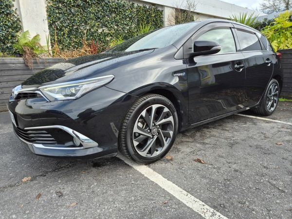 Toyota Auris Hatchback, Petrol Hybrid, 2016, Black